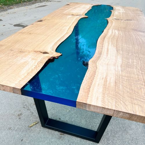 Clear Blue River Dining Table in Oak