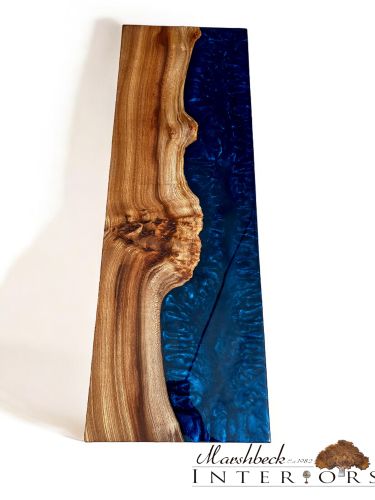 Elm & Blue Resin Console Table