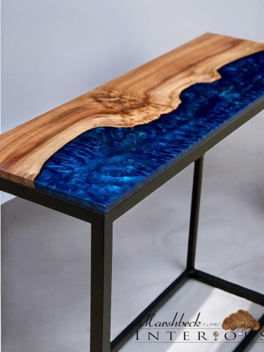 Elm & Blue Resin Console Table