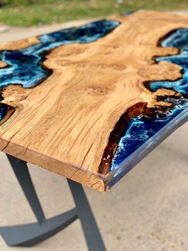 Burr Oak Islands Dining Table Deep Sea Resin