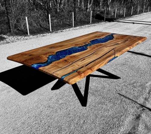 Elm Ocean Dining Table