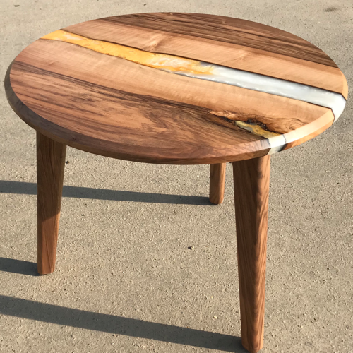 Walnut Resin River Lamp Table 1