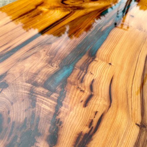 Yew Dining Bench With Resin Detail