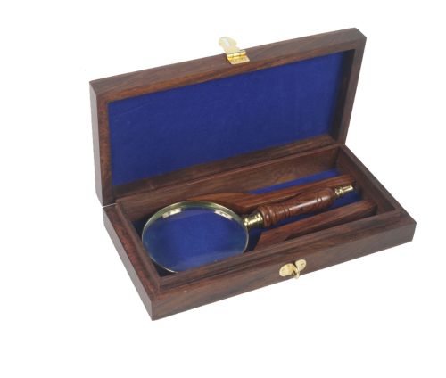 Magnifying Glass With Inlaid Box