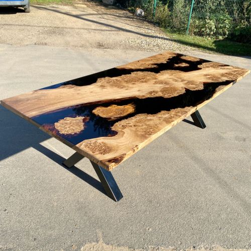 Burr Oak Islands Dining Table Black Resin