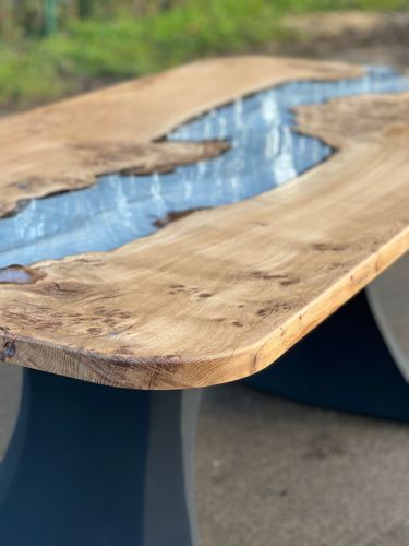 Silver Pearl & Oak River Table